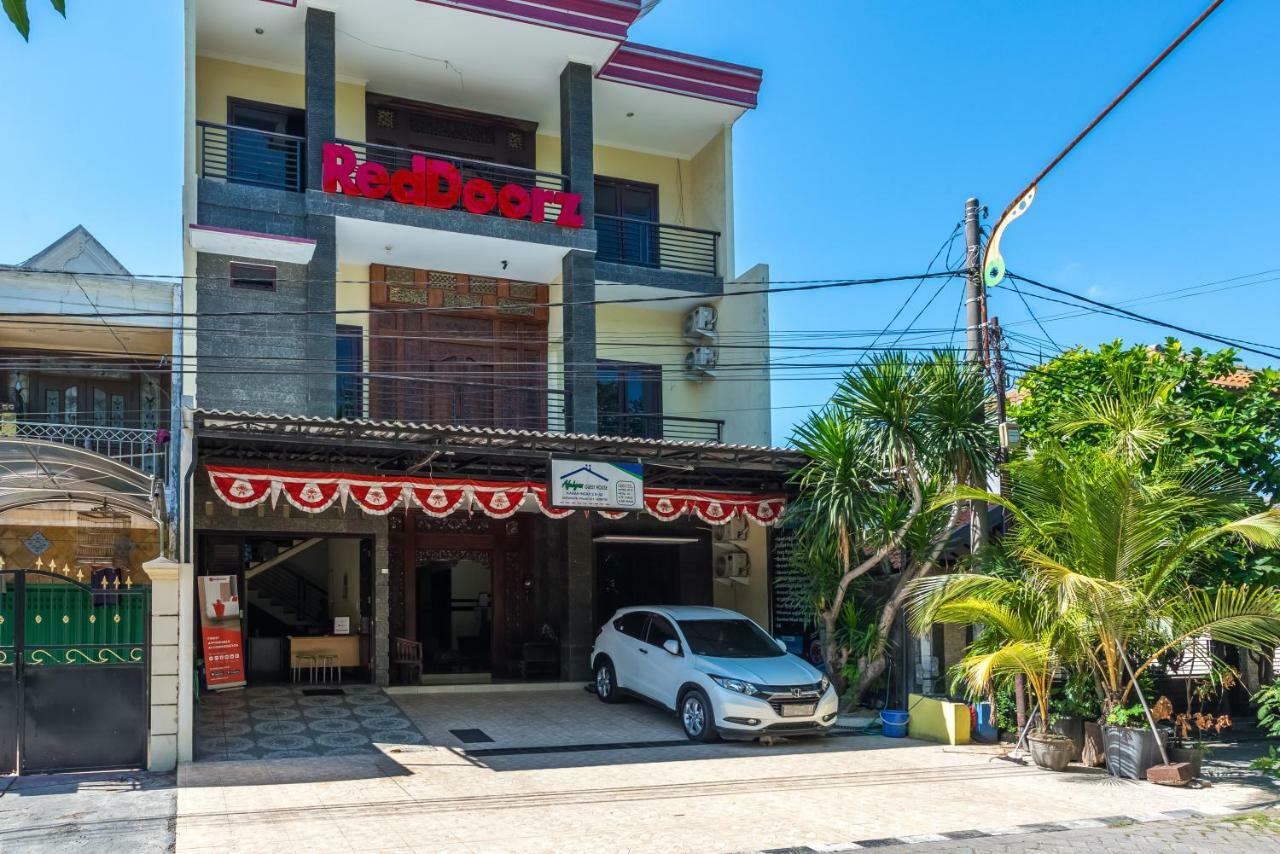 Hotel Reddoorz Syariah @ Ketintang Surabaja Zewnętrze zdjęcie