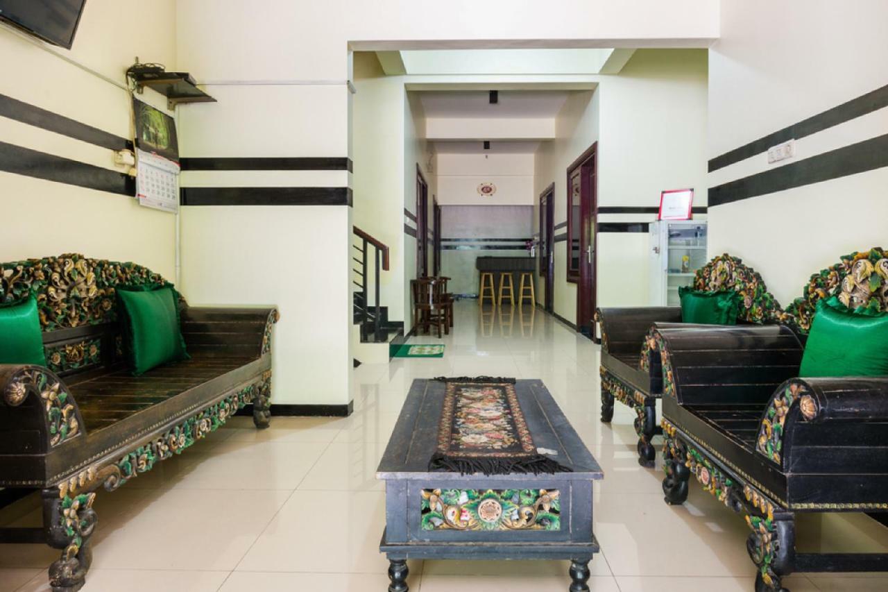 Hotel Reddoorz Syariah @ Ketintang Surabaja Zewnętrze zdjęcie