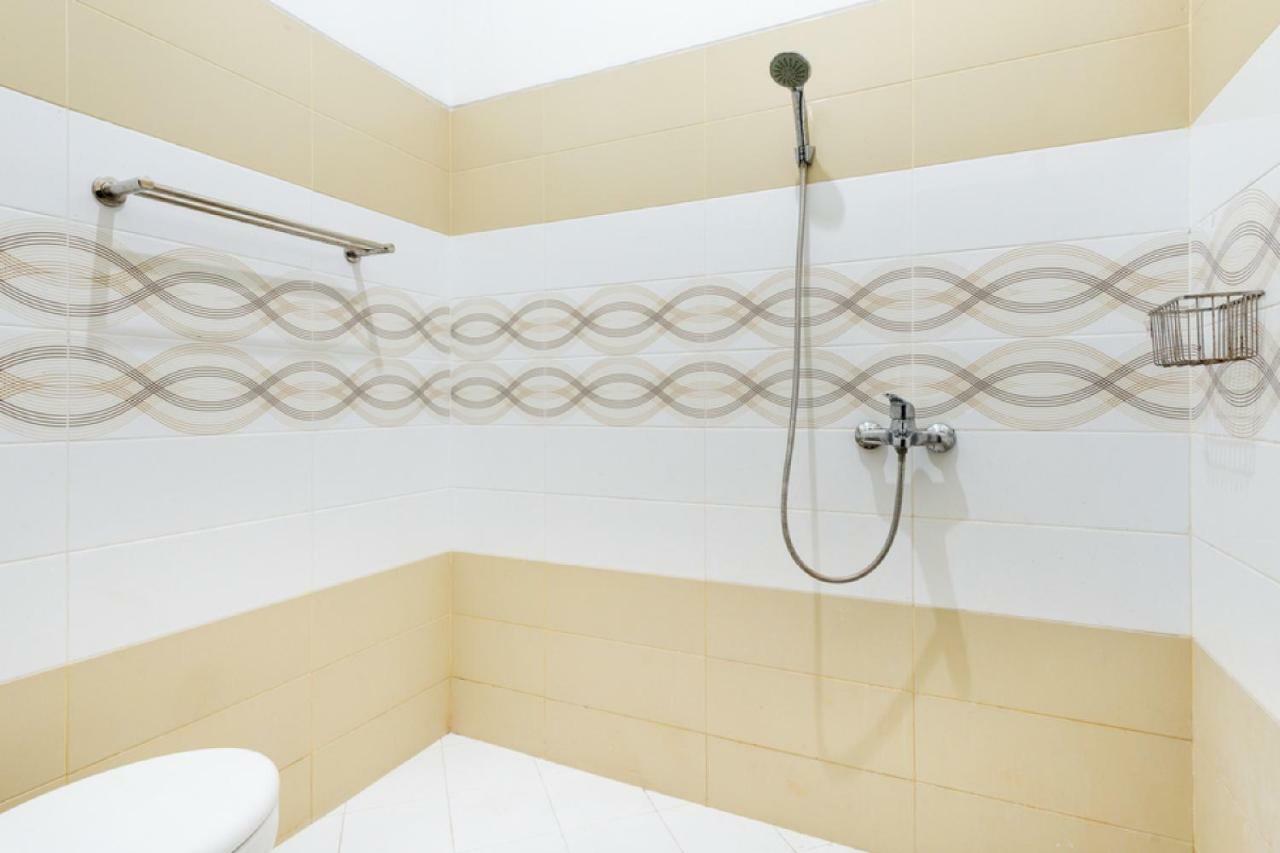 Hotel Reddoorz Syariah @ Ketintang Surabaja Zewnętrze zdjęcie